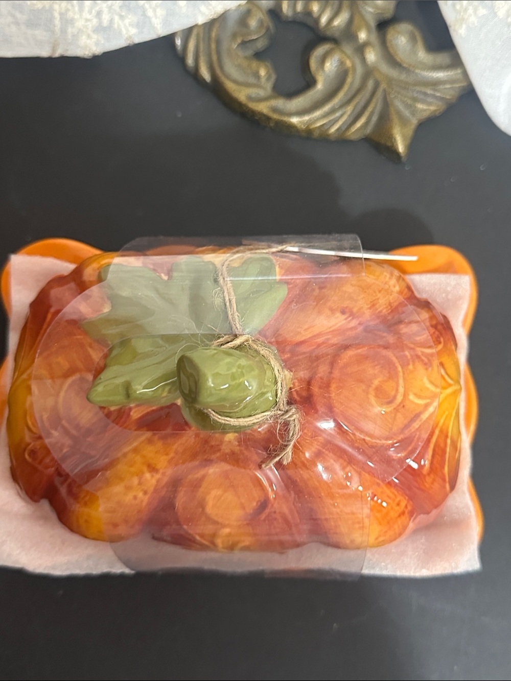 Fall pumpkin ceramic butter dish - Picture 3 of 3